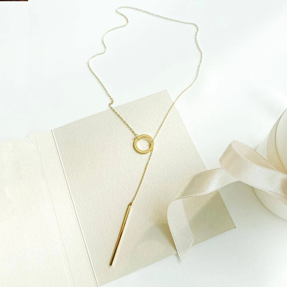 Collier en Y - Éclat Lunaire — vue complémentaire du bijou