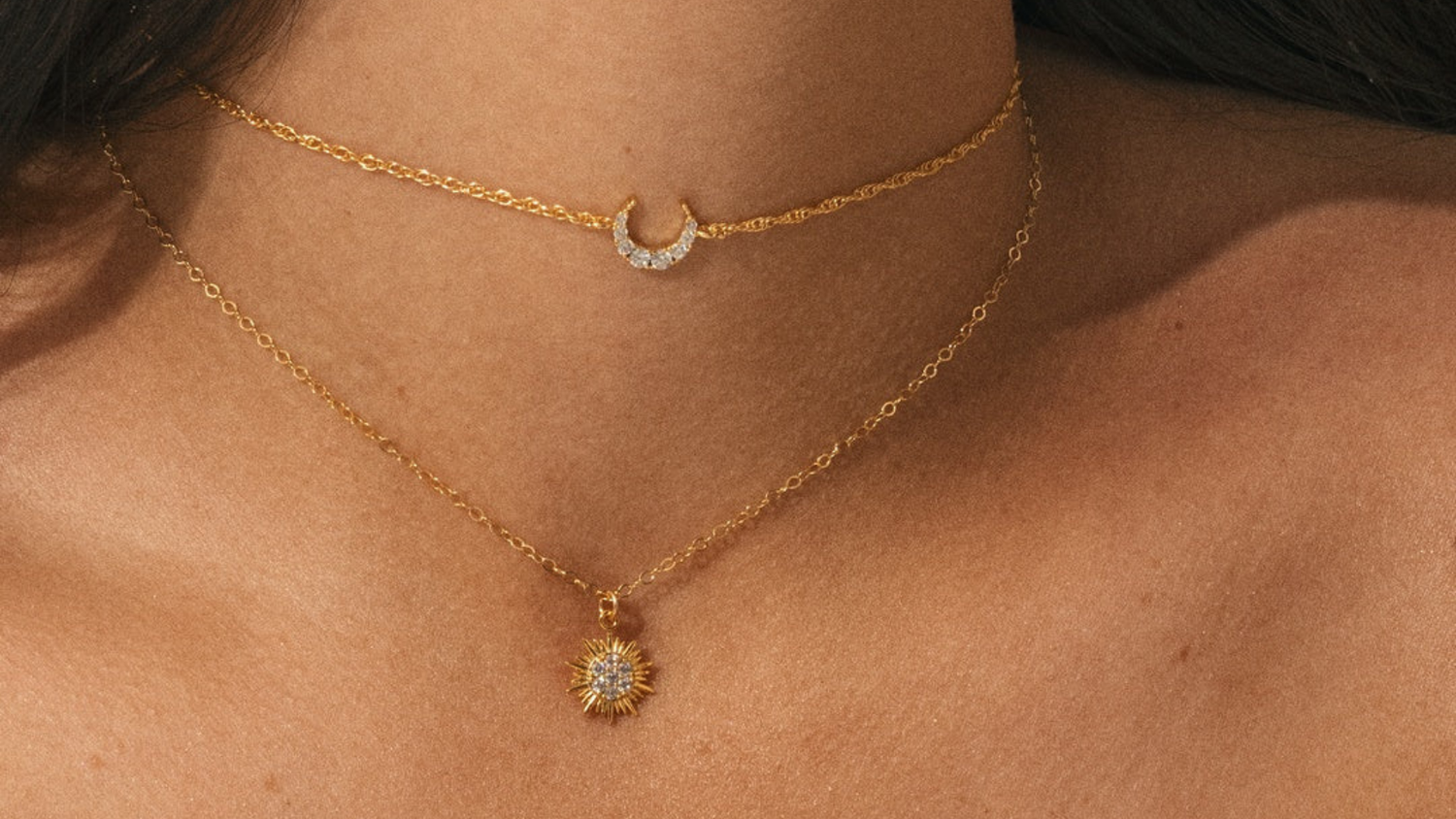 Collier Menotté Ras de Cou