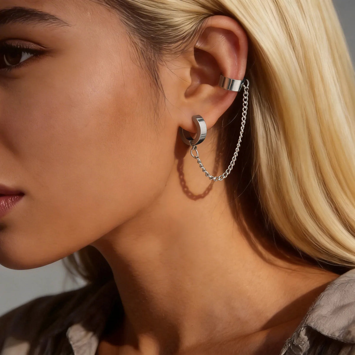 Bague d’oreille dorée sans perçage Courbe Dorée en acier inoxydable
